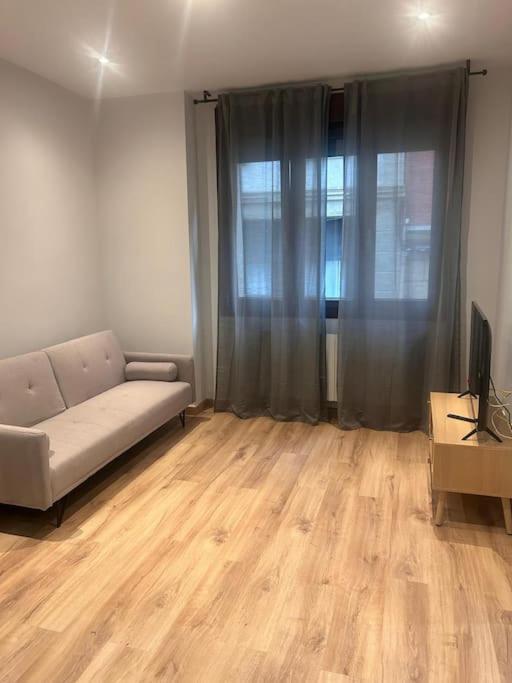 Coqueto Apartamento Cerca Del Casco Viejo Con Garaje Gratis Μπιλμπάο Εξωτερικό φωτογραφία